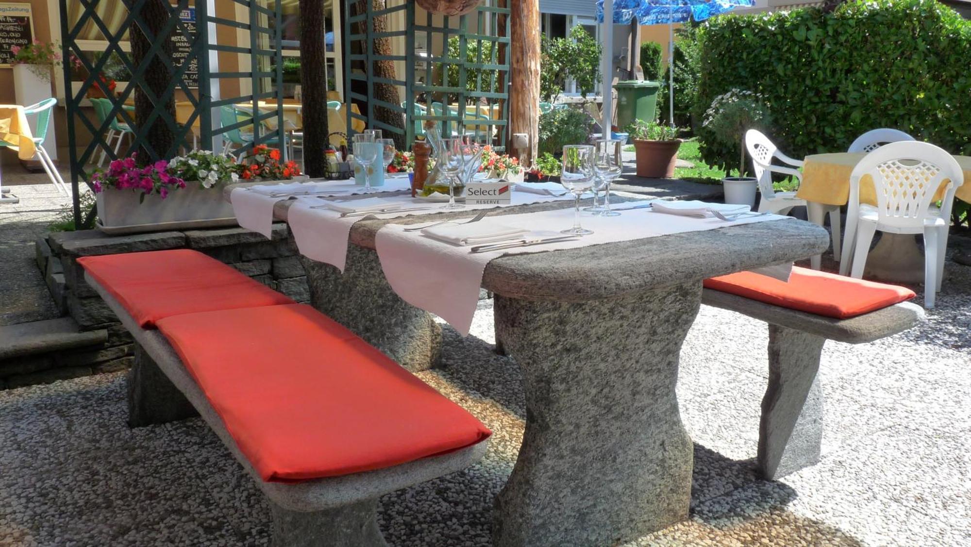 Osteria Ticino By Ketty & Tommy Hotel Ascona Bagian luar foto